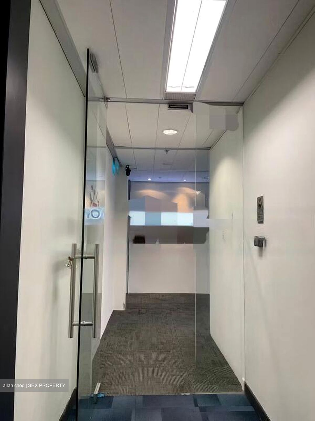 Gateway East (D7), Office #462622351